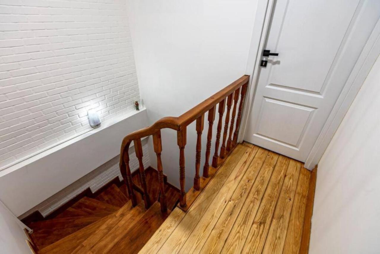 Historical 4-Br Home Steps From Besiktas Stadium & Bosphorus Views - Prime Nisantasi Location! Istanbul Exterior photo